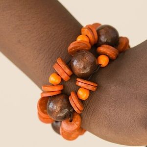 ❤️‍🔥5/$25❤️‍🔥 Fiji Fabulous Orange Bracelet
